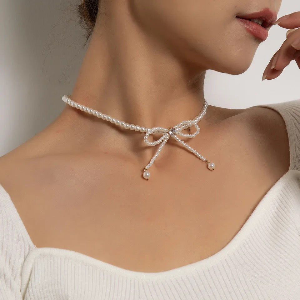 Pearl Bowknot Choker Necklace