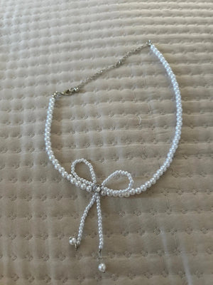 Pearl Bowknot Choker Necklace