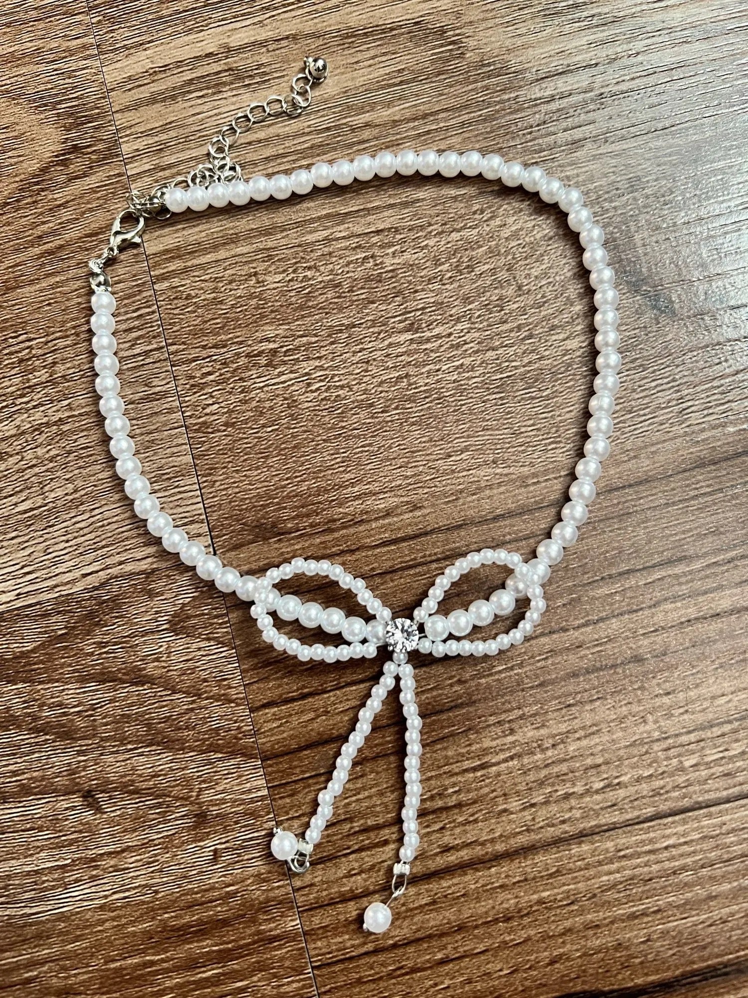 Pearl Bowknot Choker Necklace