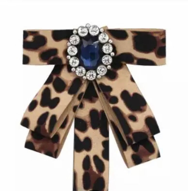 Leopard Brooch Bow Pin